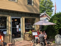 Chrissy Beanz Bakery & Café