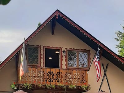 Christoff’s @ Seventy-Six