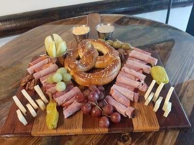 Christoff’s @ Seventy-Six