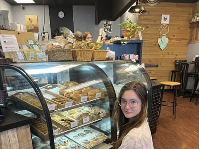 Cinnamon Bear Bakery & Deli