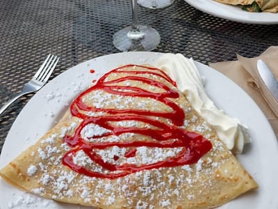 City Coffee & Creperie