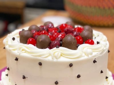 Claire's Cakes & Cafe