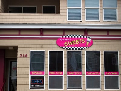 Cliffside Coffee & Sweets