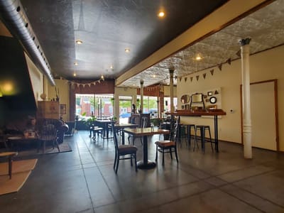 Clive's Staples Coffee Shop & Bakery