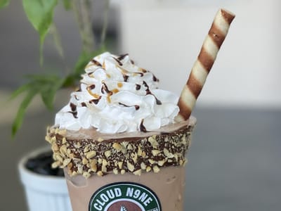 Cloud N9ne cafe