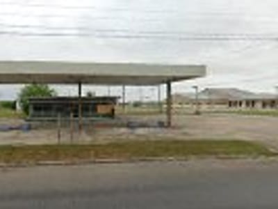 Coastal Cafe - Nevarez Seafood Company