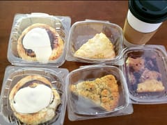 CoCo Coffeehut Drive-Thru