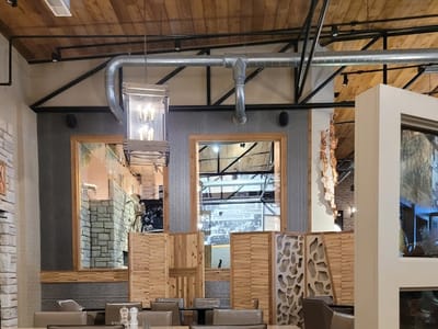 Coco's Cafe and Wine Bar