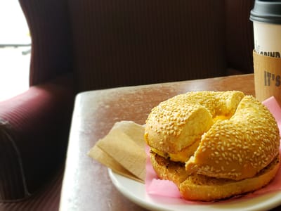 Coffee a la Mode - Moorpark's Coffee House (Formerly It's A Grind Coffee House)