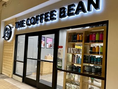 Coffee Bean And Tea Leaf Foodland Farms Ala Moana