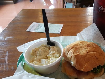 Colby's Deli & Cafe