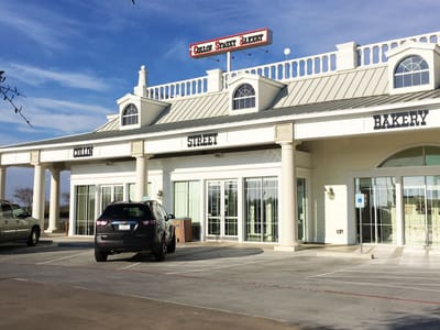 Collin Street Bakery - I-45 Corsicana
