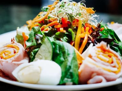 Common Ground Coffee Bar & Deli