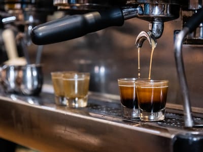 Common Grounds Coffee House & Desserts