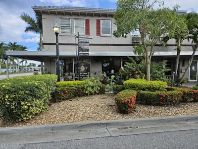 Common Grounds Coffee Shop