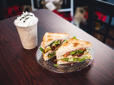 Common Grounds Coffeehouse