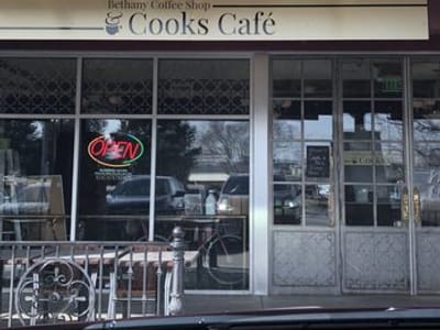 Cooks Cafe