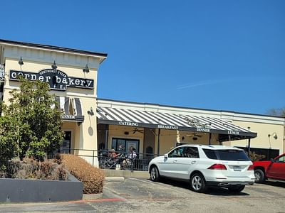 Corner Bakery Cafe