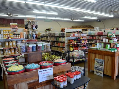 Country Breeze Market