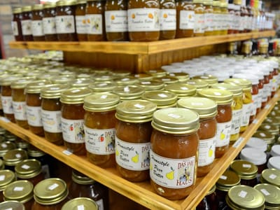 Country Breeze Market