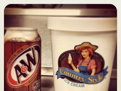 Country Style Ice Cream & Coffee