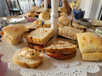 Countryside Inn & Tea House