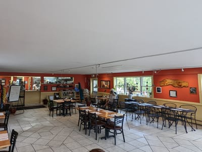 Crazy River Cafe & Deli