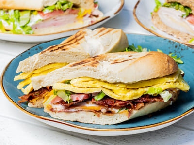 Crema Gourmet Espresso Bar