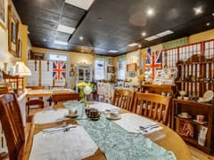 Crest Hill Tea Room - The Plains