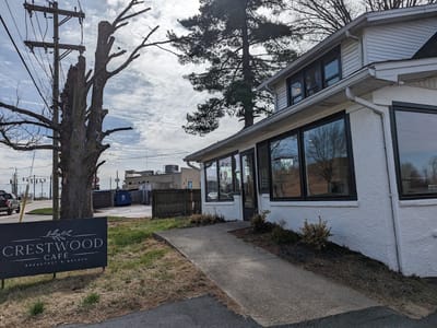 Crestwood Café