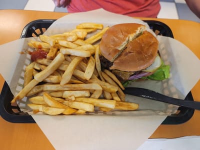 Crockery cafe and Infusery