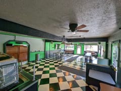 Crossroad Cafe and Bakery