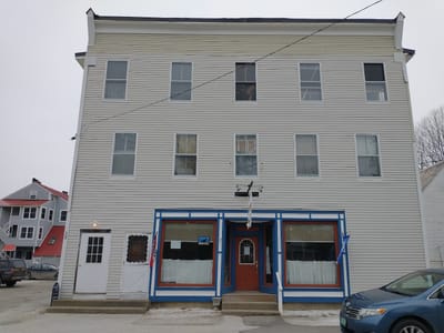 Crows Bakery & Opera House Cafe