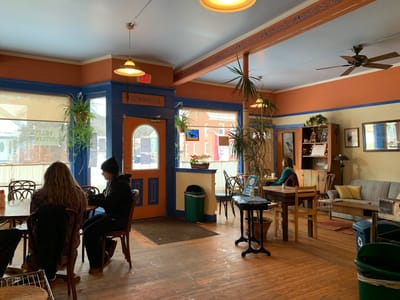 Crows Bakery & Opera House Cafe