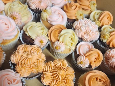 Crumbcakes Coffee House & Bakery