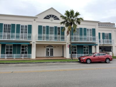 Cup'n Saucer Bakery & Cafe