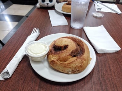 Cup'n Saucer Bakery & Cafe