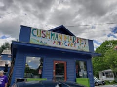 Cushman Market & Cafe