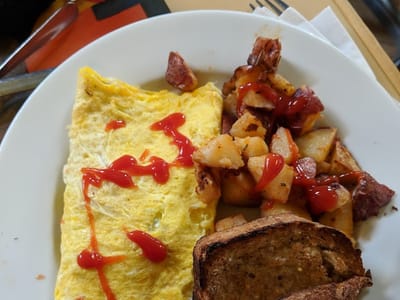 Cushman Market & Cafe