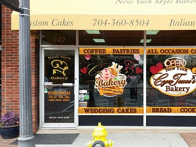 CynTucci's Bakery