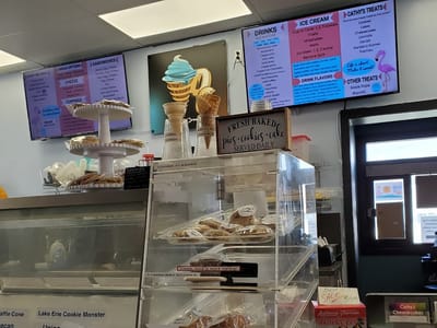 Daily Grind Café & Creamery