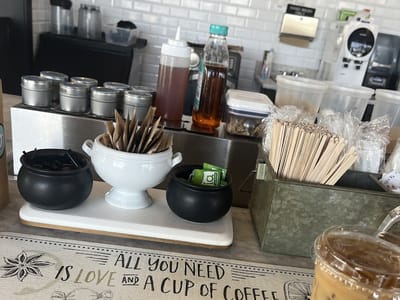 Daily Projects Coffee Bar & Eatery