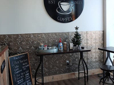 Daisy's Hometown Coffee Shop