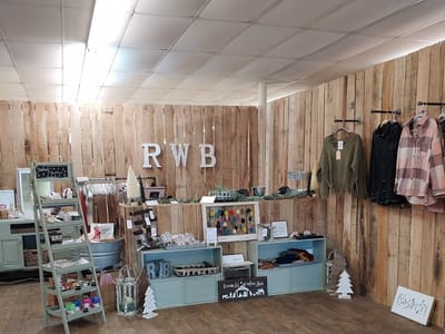 Daisy's Hometown Coffee Shop