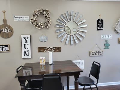 Darel's Bakery & Sweets