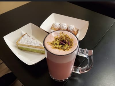 Dash Coffee and Bakery