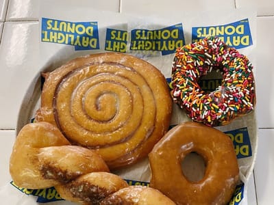 Daylight Donuts - Main