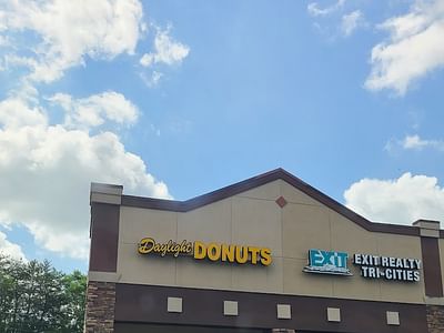 Daylight Donuts