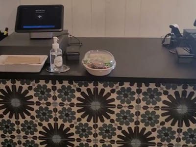 Dedalus Wine Shop, Market & Bakery