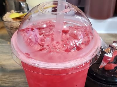 Delicioso Cupcakery and Coffee Shop